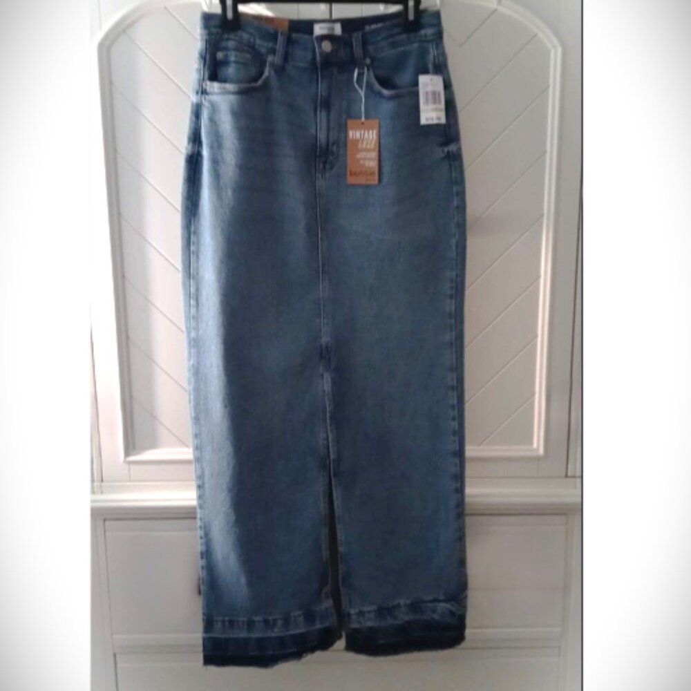 Kensie Vintage Plus Distressed Blue Denim High Waisted Maxi Skirt - Size…